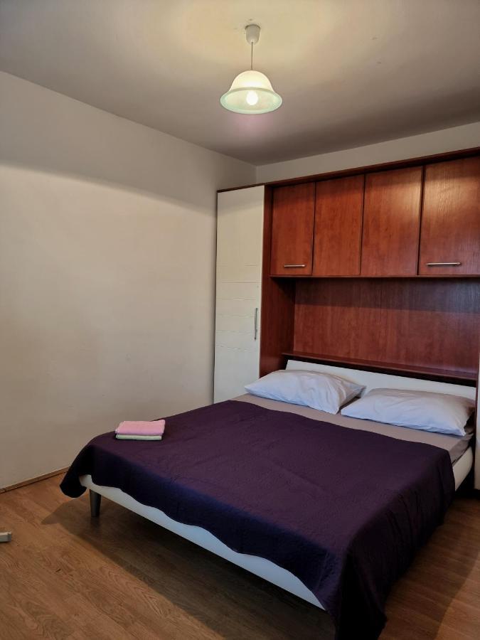 Guesthouse Dila Galovac  Exterior photo