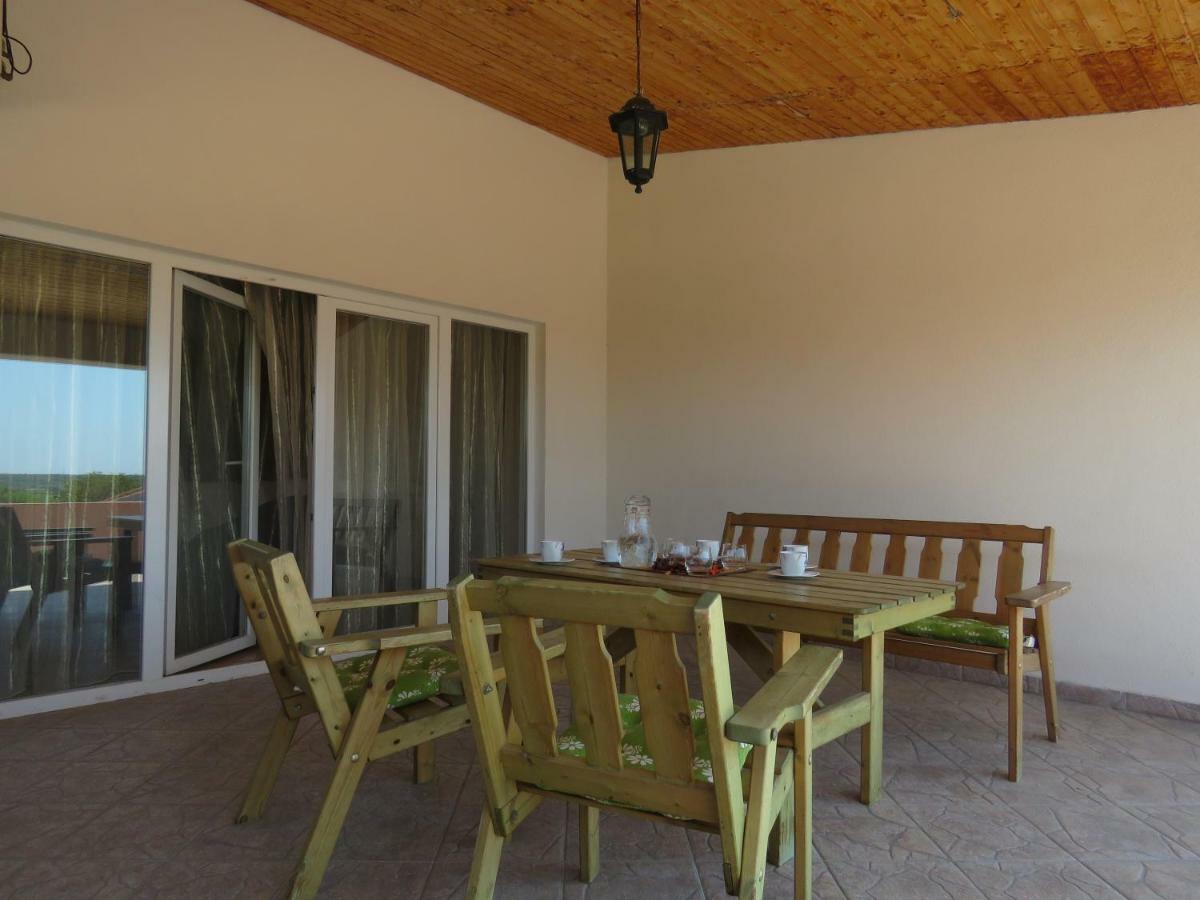 Guesthouse Dila Galovac  Exterior photo